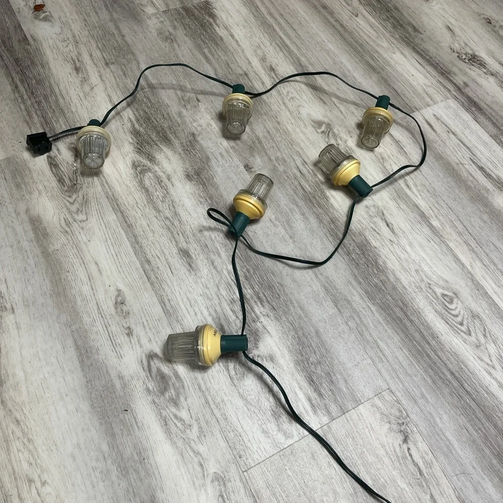 14 Pcs 120v Strobe‎ C9 Christmas Lights Outdoor Waterproof Incandescent White